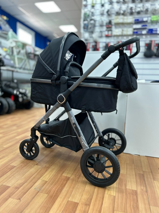 Коляска luxmom A4 2В1 Черный